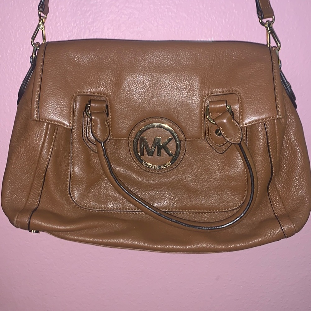 Michael Kors brown leather bag with crossbody strap